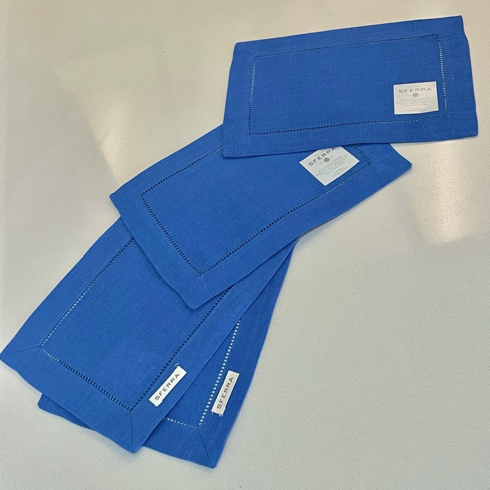 New Cobalt Blue Set of 4 Sferra Linen Cocktail Napkins (6 x 9)
